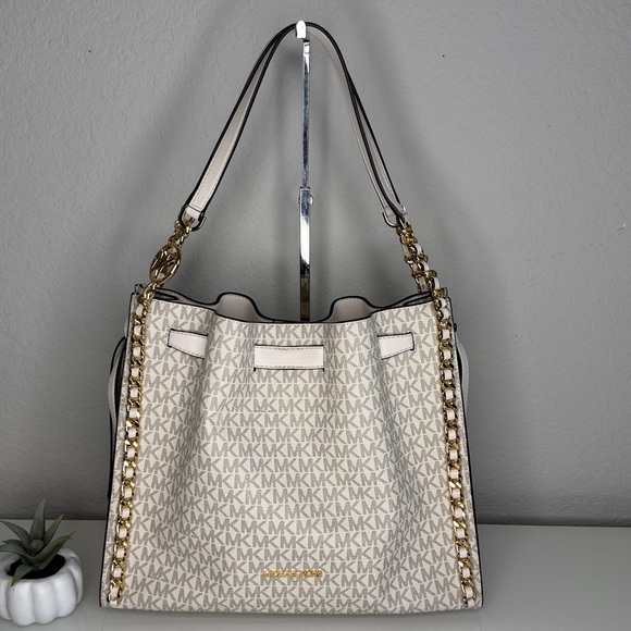 Michael Kors Mina Large Logo Shoulder Tote Bag Light Cream NWT - Picture 1 of 9